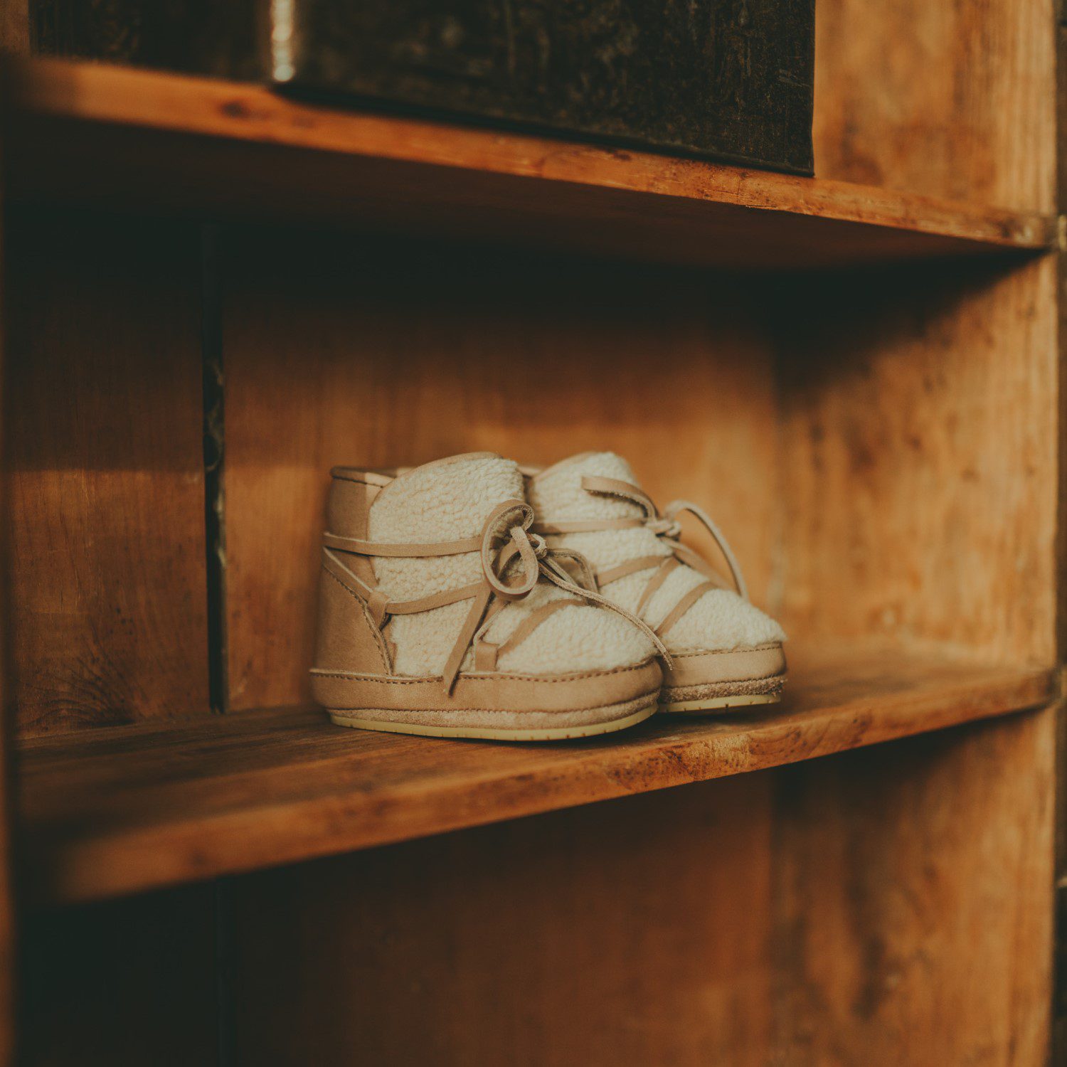 Inuk Lining | Truffle Nubuck