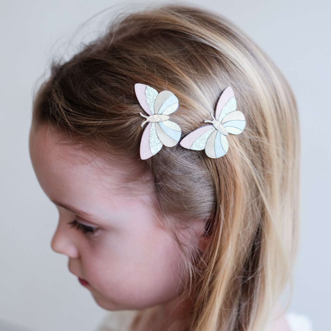Stripe Butterfly Clic Clacs