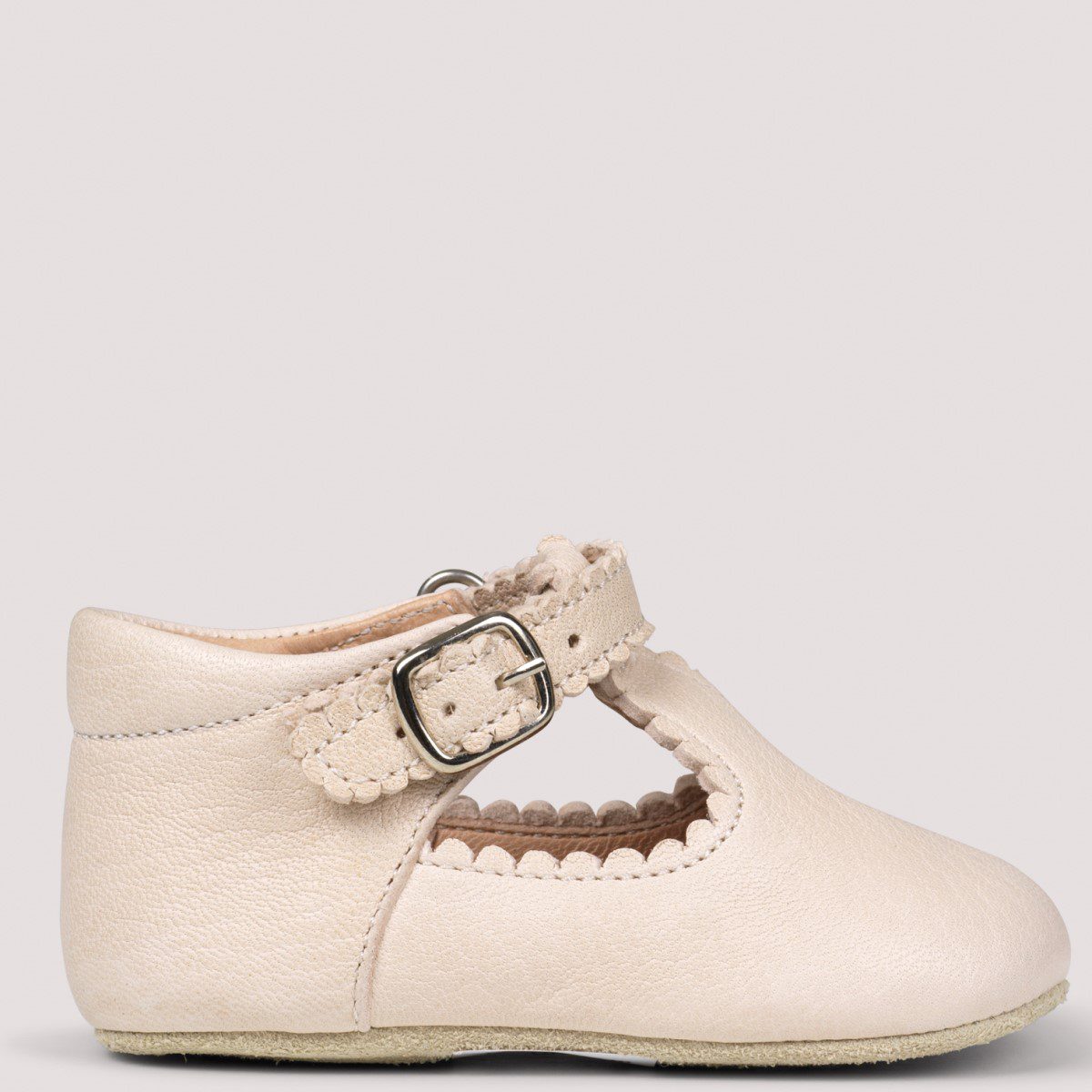 Baby Scallop T-Bar | Cream