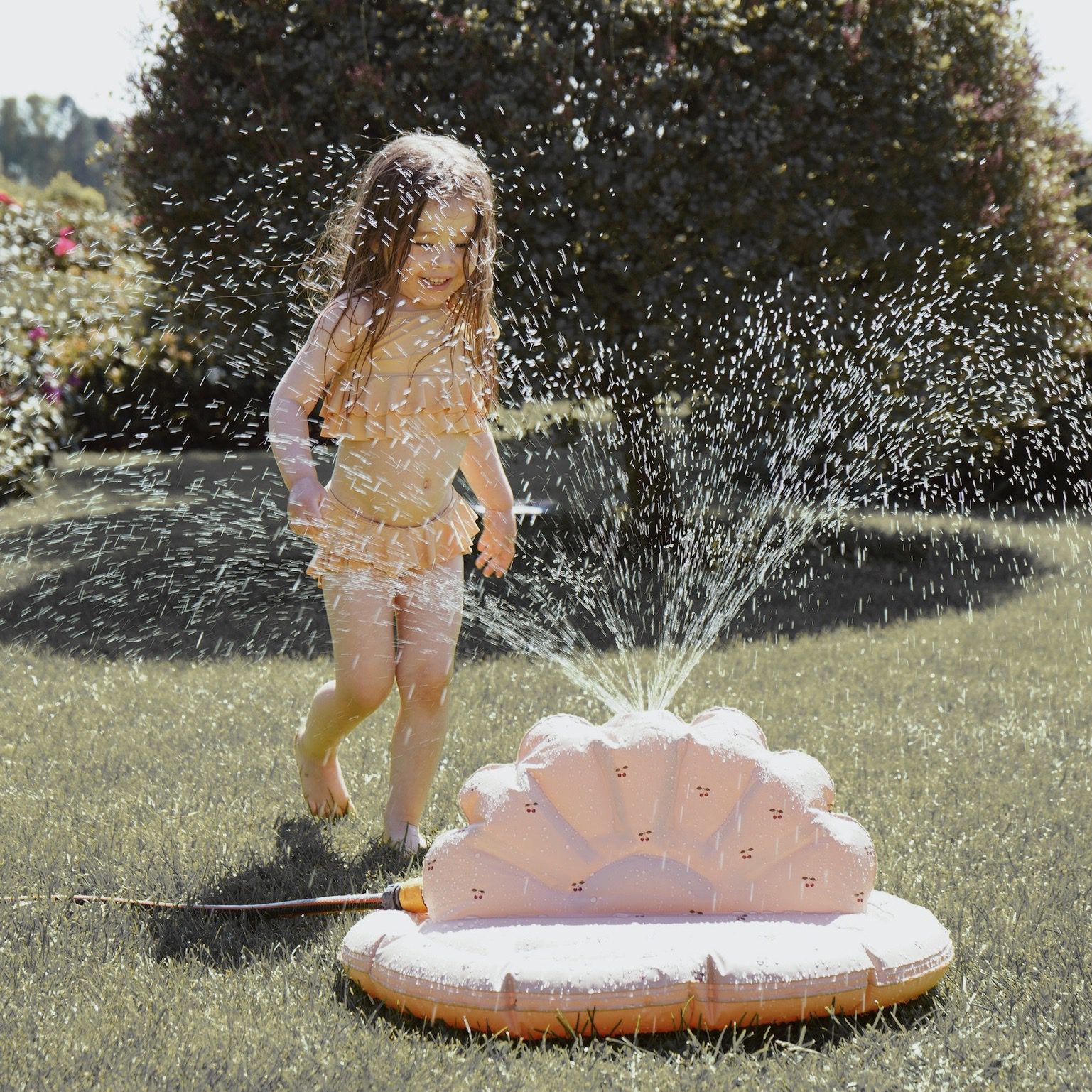 Shell Sprinkler | Cherry Blush