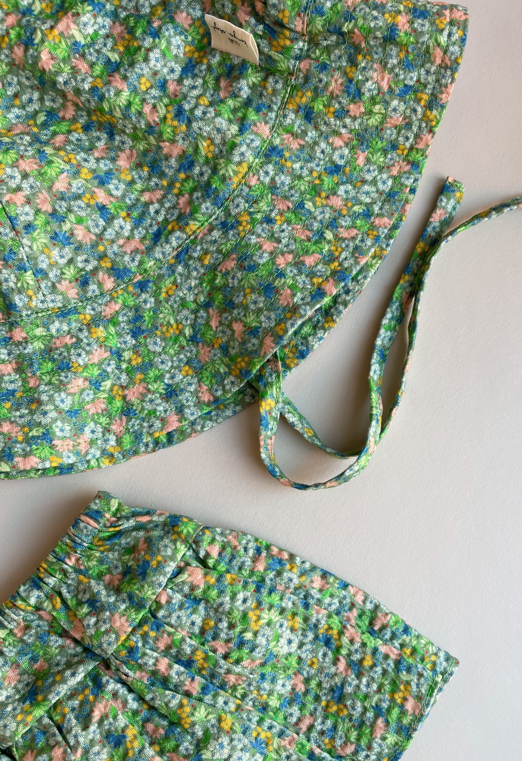 Baie Swimhat | Midsummer