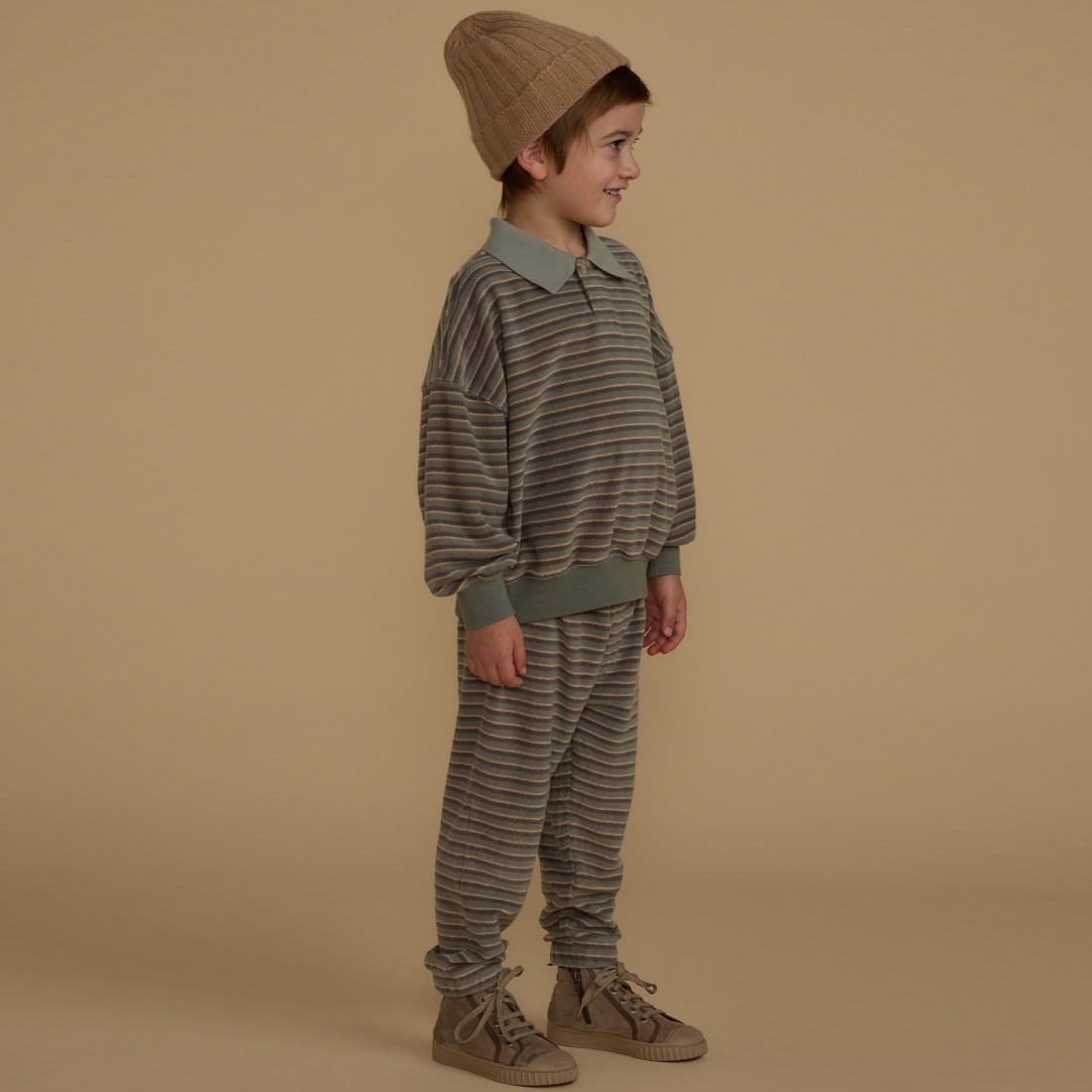 Collared Sweatshirt & Jogger Pant | Retro Stripe