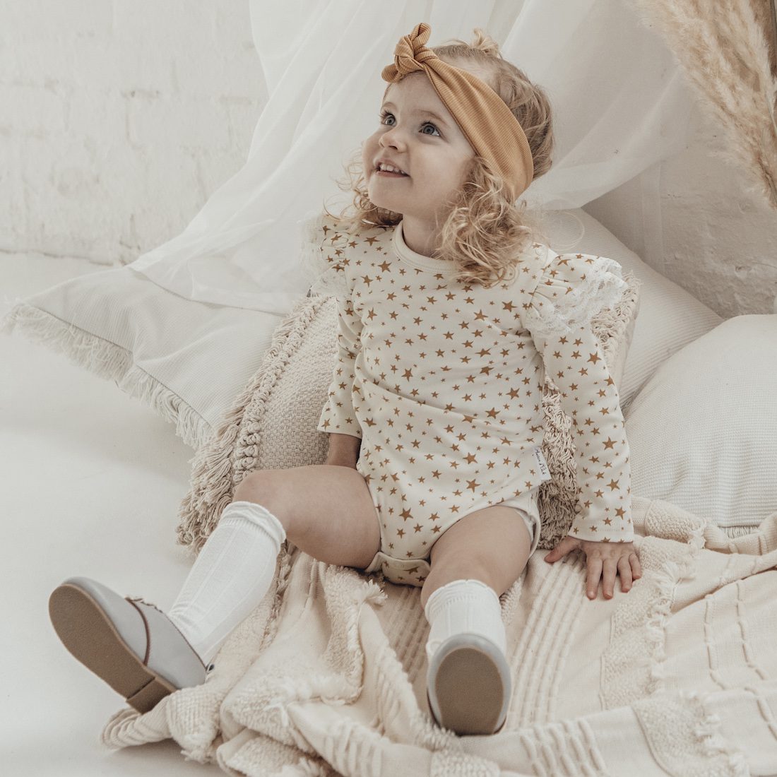 Taffy Star Onesie & Taffy Rib Leggings