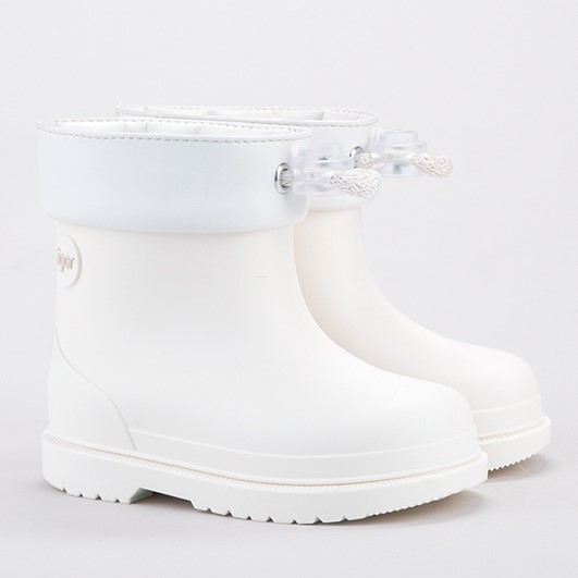 Mendi | White