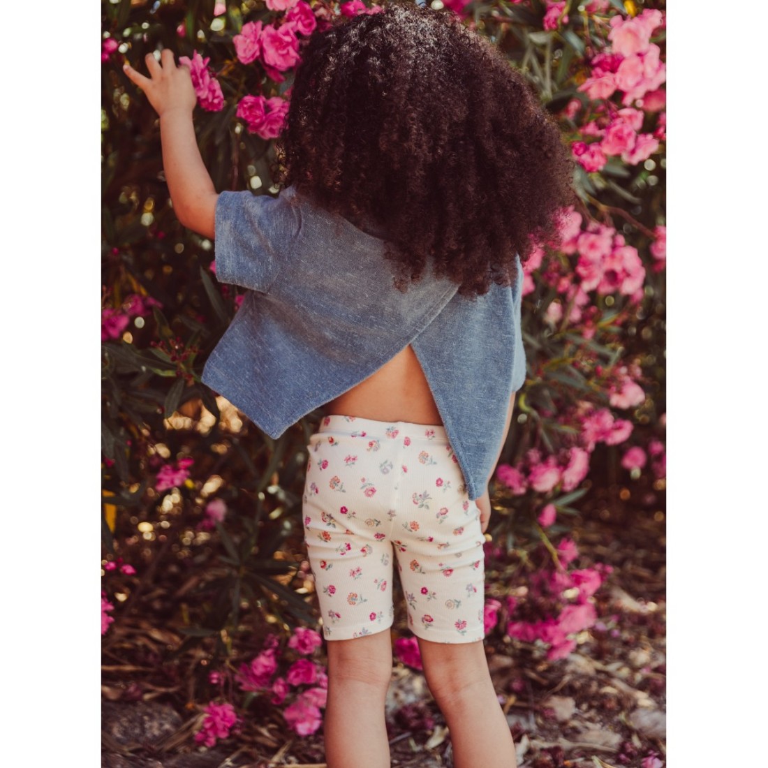 Legging Shorts Annila | White Felicita Flowers